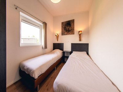 Holiday house Welcoming holiday home with garden - Features photo 21