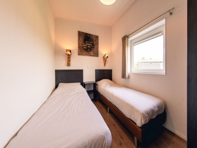 Holiday house Welcoming holiday home with garden - Features photo 30