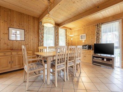 Holiday house Geräumiges Chalet mit Wellnessbereich in St. Lorenzen ob Murau - Holiday house
