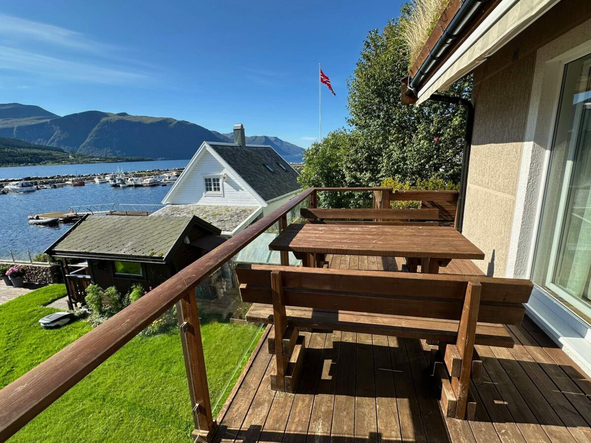 Apartment 4 Sterne Ferienhaus in Eidsvåg - Outdoor photo 3