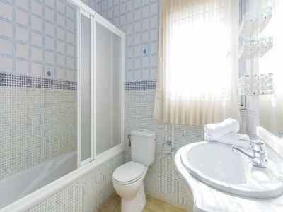 Villa Villa in Lloret de Mar with Pool & Sea Views - Features photo 16