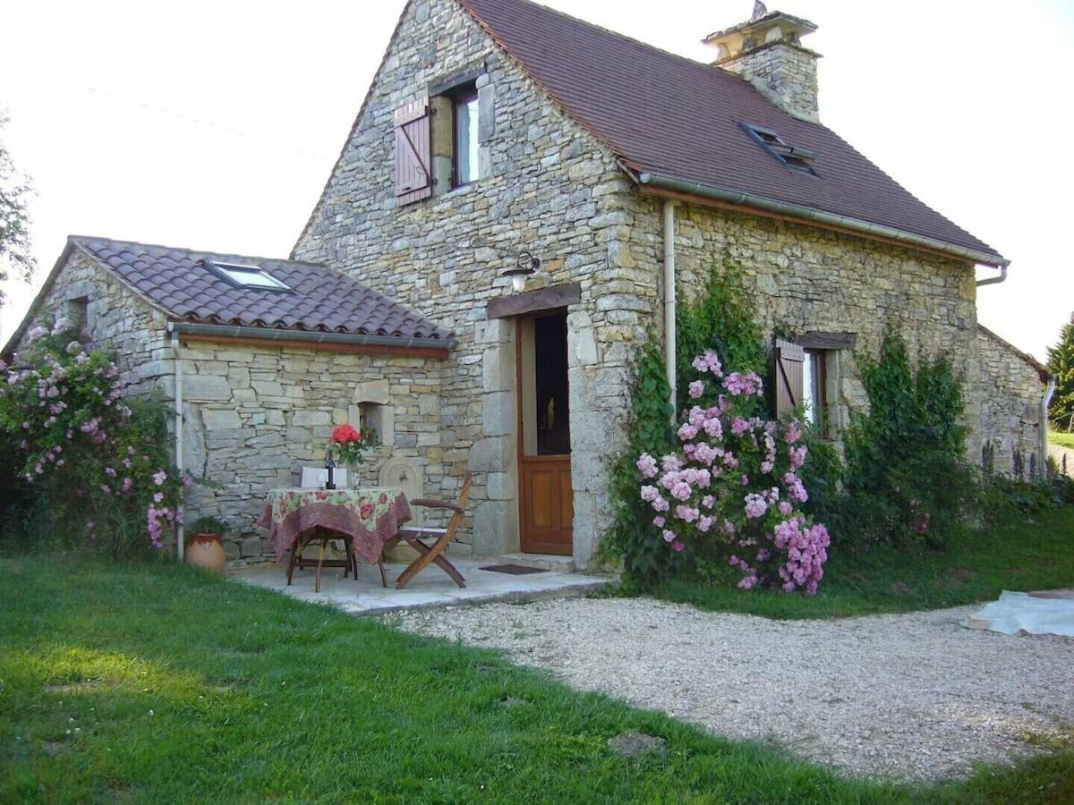 Holiday house Verführerisches Ferienhaus in Salviac mit Schwimmbad