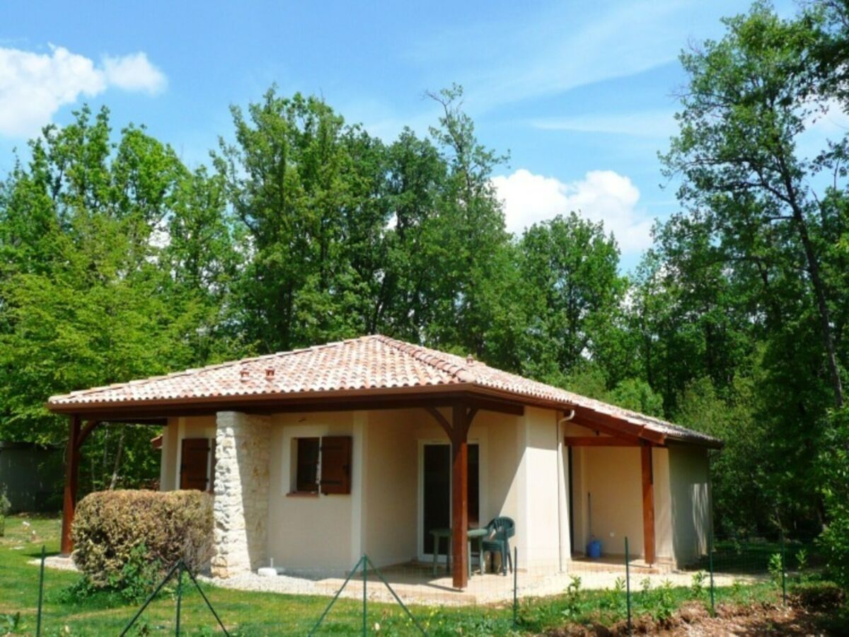 Holiday park Dordogne Escape w/ Shared Pools