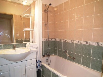 Holiday park Dordogne Escape w/ Shared Pools - Features photo 14