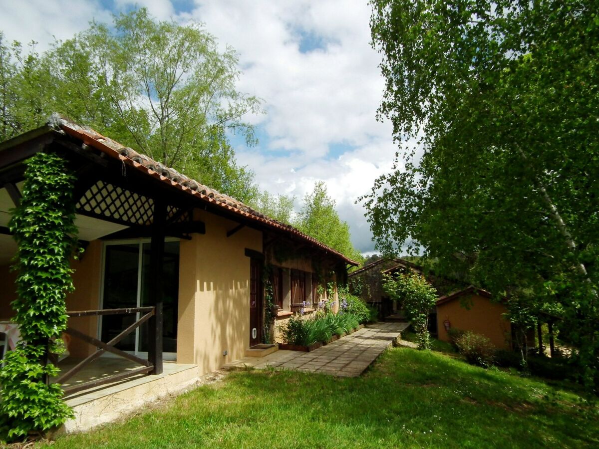 Holiday park Spacious Dordogne Cottage