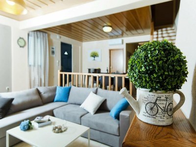 Holiday park Panormo Seaside Stay with Fireplace - Features photo 11