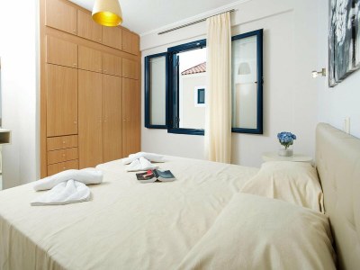 Holiday park Panormo Seaside Stay with Fireplace - Features photo 18