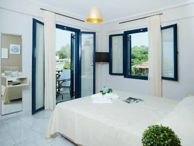 Holiday park Poolside Cottage in Panormo - Features photo 15