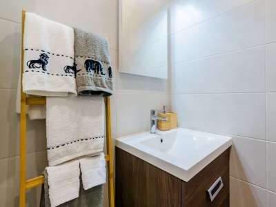 Apartment Apartment Moon River - Two-Bedroom Apartment with Terrace - Features photo 17