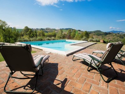 Holiday house Sunny holiday home with swimming pool in Salsomaggiore Terme - Holiday house