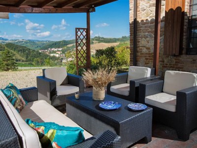 Holiday house Sunny holiday home with swimming pool - Outdoor photo 5