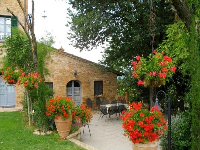 Castle Elegant Castle Stay with Pool - Outdoor photo 5