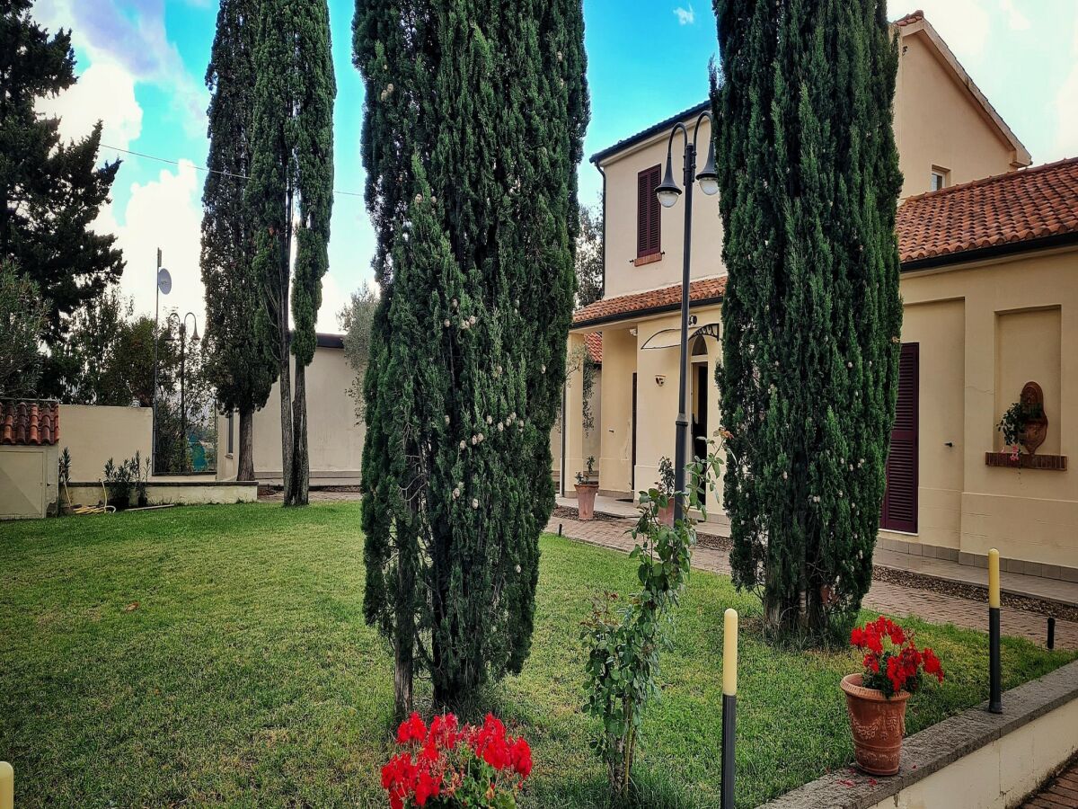 Holiday house Villa with private pool in Piancastagnaio - Outdoor photo 4