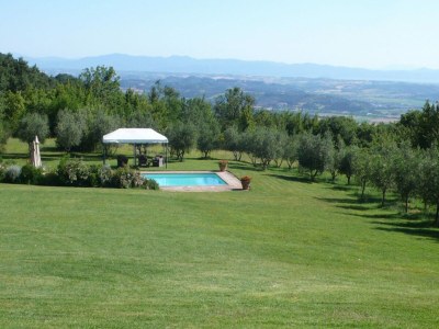 Holiday house Stylish Cetona Apartment with Pool - Outdoor photo 9