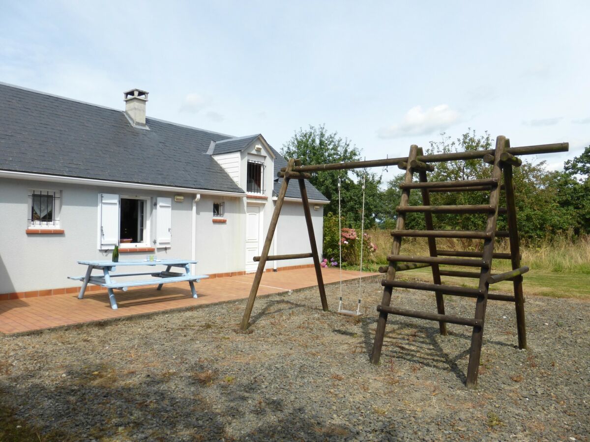 Holiday house House and huge garden surrounded by apple trees - Outdoor photo 4