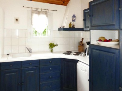 Holiday house House and huge garden surrounded by apple trees - Features photo 9