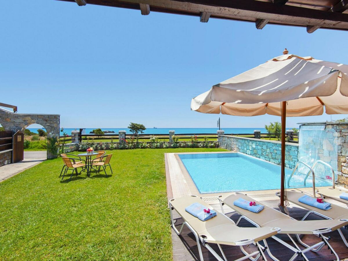 Holiday park Holiday home in Kiotari with a swimming pool - Outdoor photo 3