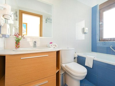 Holiday park Holiday home in Kiotari with a swimming pool - Features photo 16