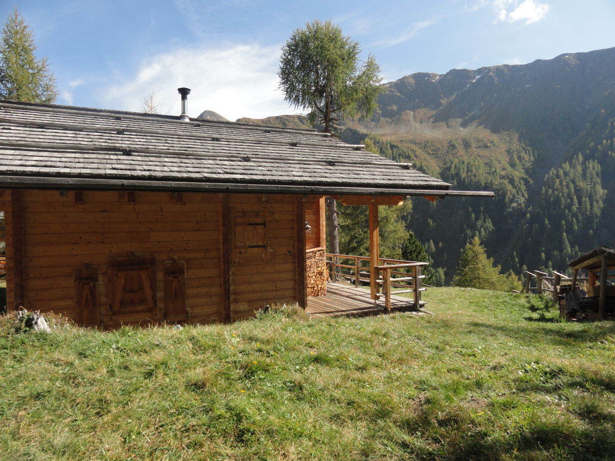 Alpine hut Suntinger Kasa - Outdoor photo 4