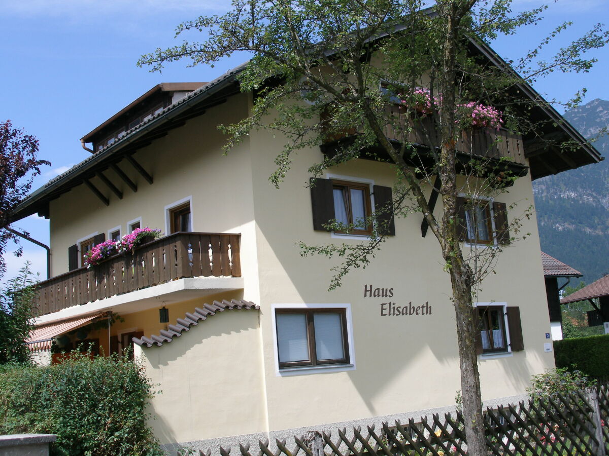 Holiday apartment Haus Elisabeth Apt. "Zugspitz" - Outdoor photo 2