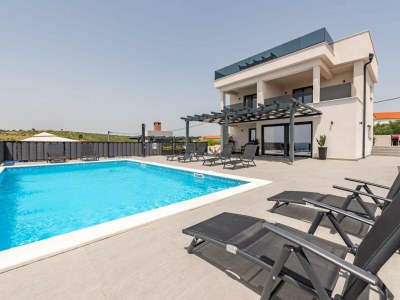 Villa Villa Katarina with pool and jacuzzi - Outdoor photo 6