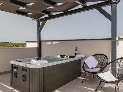 Villa Villa Katarina with pool and jacuzzi - Outdoor photo 11