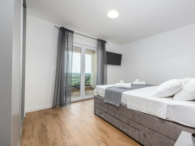 Villa Villa Katarina with pool and jacuzzi - Features photo 29