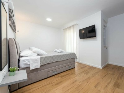 Villa Villa Katarina with pool and jacuzzi - Features photo 31