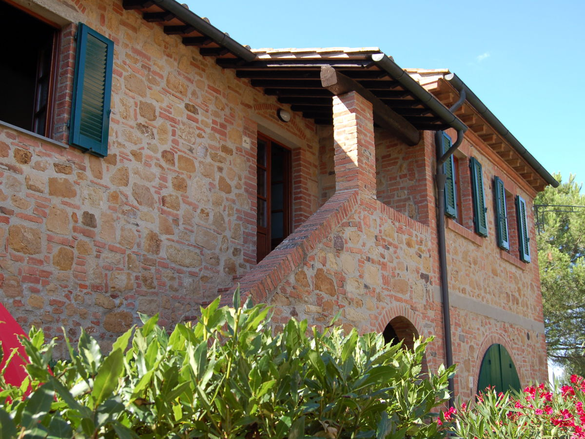 Holiday apartment 3-room holiday apartment with pool on picturesque estate - Outdoor photo 5