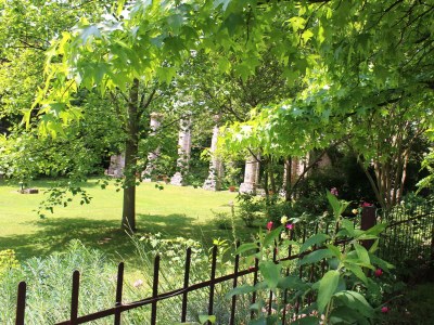 Holiday house "Artuico" with garden in castle - Outdoor photo 16