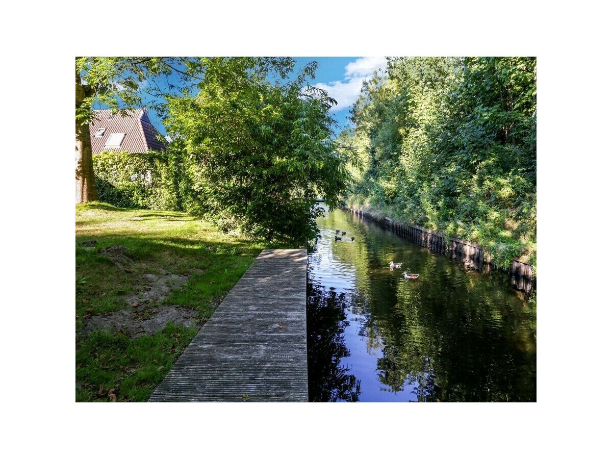 Holiday house Ferienhaus am Wasser Nationalpark De Alde Feanen - Outdoor photo 4