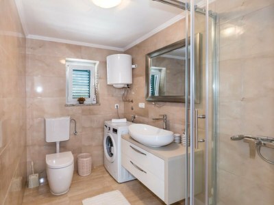 Villa Villa Lara with Pool & Sauna - Features photo 31