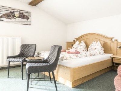 Apartment Ferienwohnung Schartlhof (1-11 Pers./3 SZ, 1 WSR) - Features photo 41