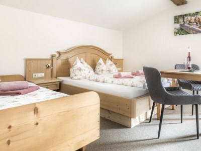 Apartment Ferienwohnung Schartlhof (1-11 Pers./3 SZ, 1 WSR) - Features photo 49