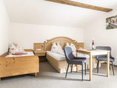 Apartment Ferienwohnung Schartlhof (1-11 Pers./3 SZ, 1 WSR) - Features photo 50