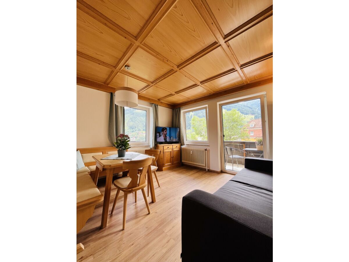 Apartment Appartement/Fewo, Bad, WC, Balkon