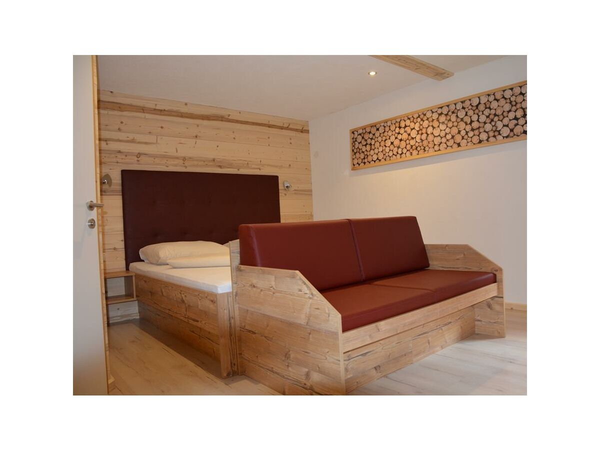 Apartment Appartement, Dusche, WC, 4 oder mehr Schlafräume - Features photo 5