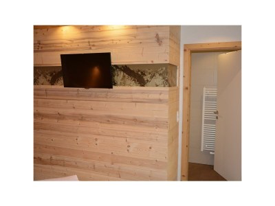 Apartment Appartement, Dusche, WC, 4 oder mehr Schlafräume - Features photo 13