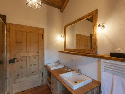 Apartment Ferienhaus, Dusche und Bad, WC, 3 Schlafräume in Erpfendorf - Apartment