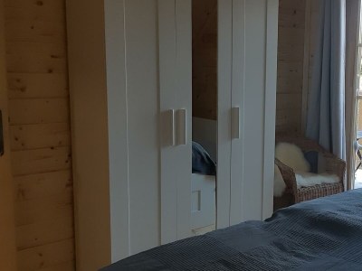 Holiday room Ferienhaus, Dusche und Bad, WC, waldseitig - Outdoor photo 38