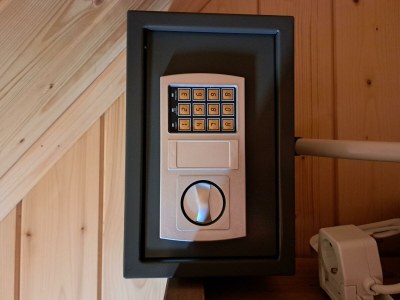 Holiday room Ferienhaus, Dusche und Bad, WC, waldseitig - Outdoor photo 52