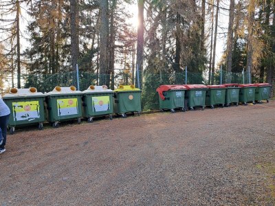 Holiday room Ferienhaus, Dusche und Bad, WC, waldseitig - Outdoor photo 56