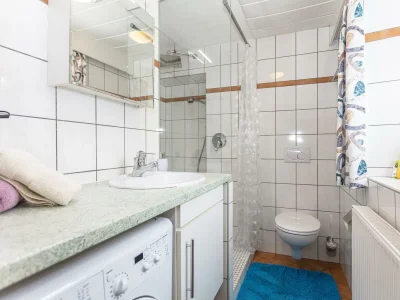 Apartment Ferienhaus, Toilette und Bad/Dusche getrennt, 3 Sc - Outdoor photo 7