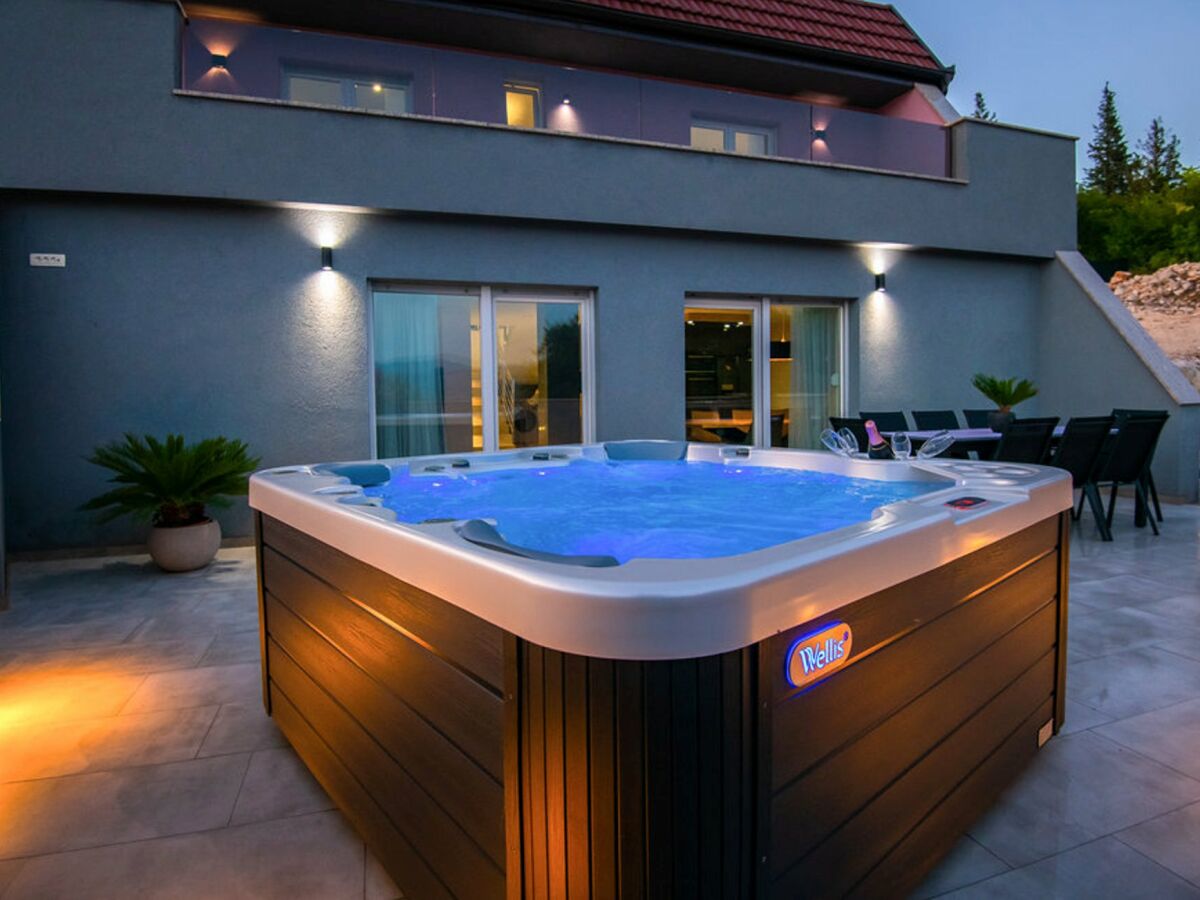 Villa Villa I&N with saltwater pool and whirlpool - Outdoor photo 3