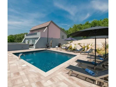 Villa Villa I&N with saltwater pool and whirlpool in Imotski - Villa