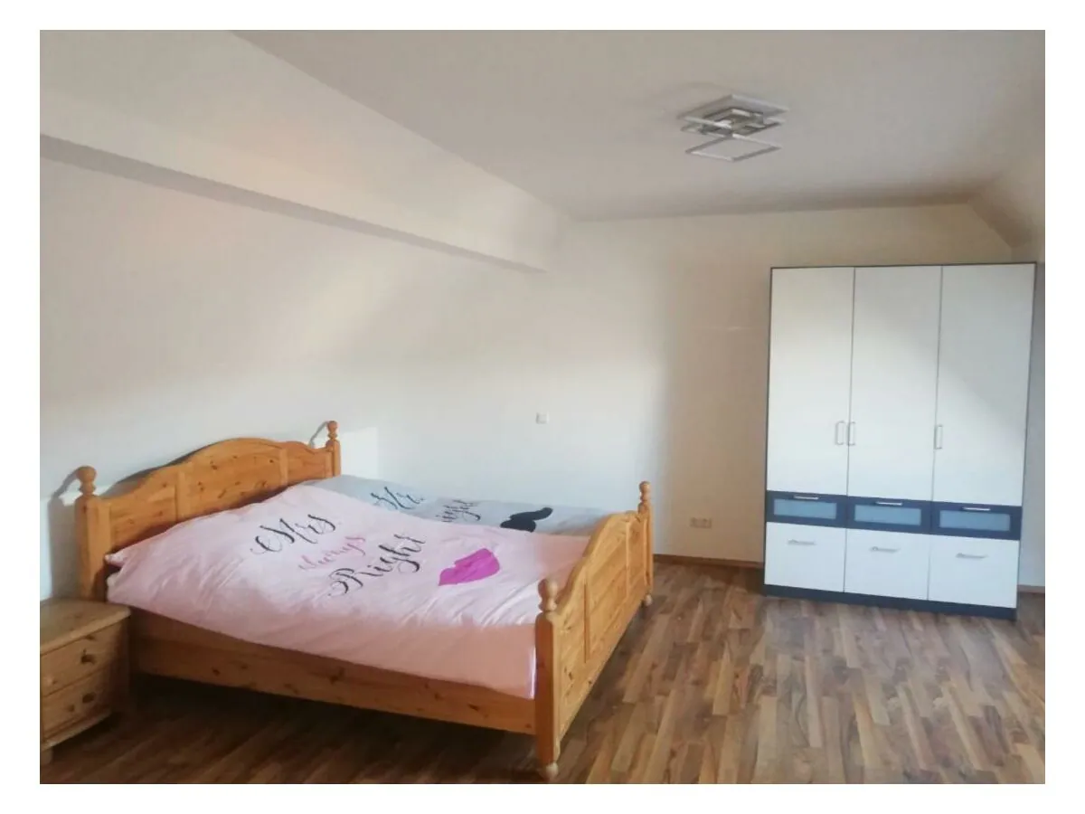 Apartment Appartement/Fewo, Dusche, WC, 3 Schlafräume