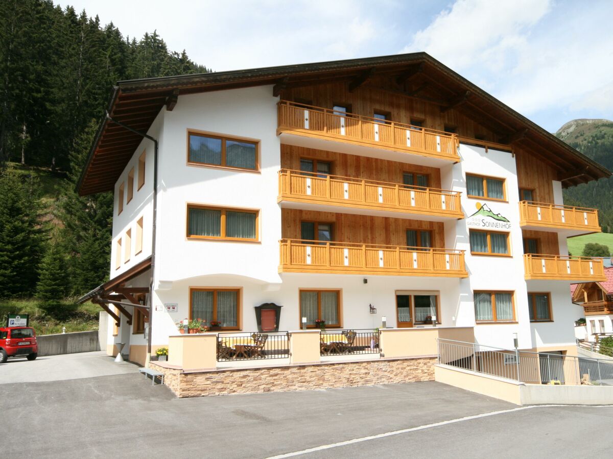 Holiday room Dreibettzimmer mit Dusche, WC