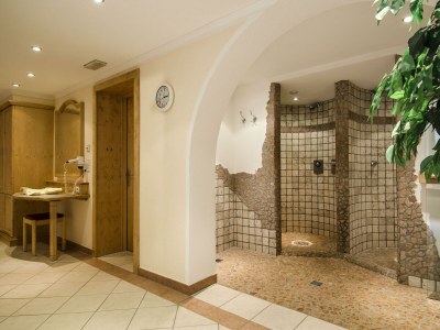 Holiday room Dreibettzimmer mit Dusche, WC - Outdoor photo 18