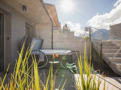 Apartment Snow Stone - Outdoor photo 2