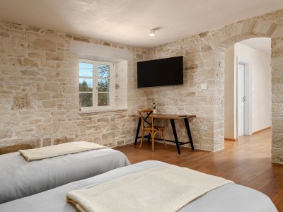 Villa Paladnjaki with Breakfast - Features photo 13